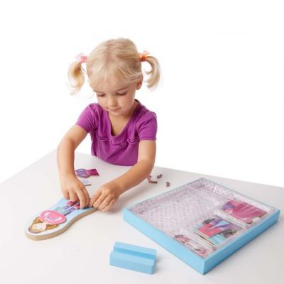 Image 2 of Fun Fashions Magnetic Dress Up - Melissa and Doug (£12.99)