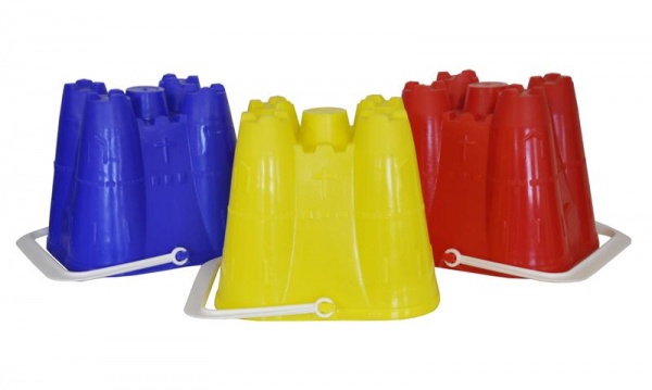 Yellow Castle Bucket (£2.25)