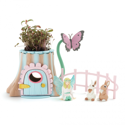 Belle's Tree House (£12.99)