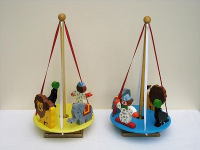 Circus Traditional Roundabout (£15.99)
